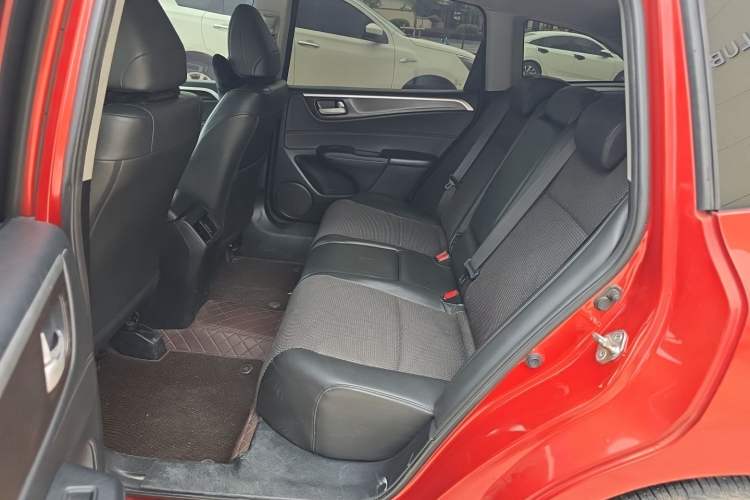 Used Honda Jade 2013 1.8L automatic Comfort version 5 seats Left Rear Seat