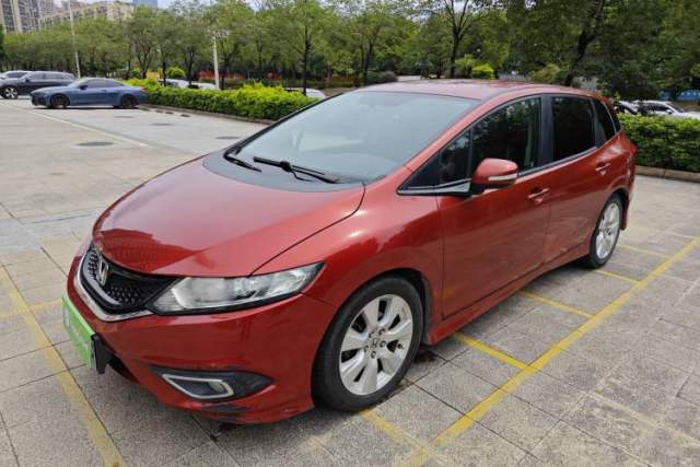 Used Honda Jade 2013 1.8L automatic Comfort version 5 seats