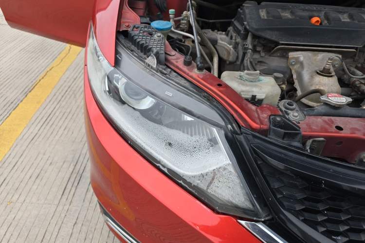 Used Honda Jade 2013 1.8L automatic Comfort version 5 seats Right Front Headlight
