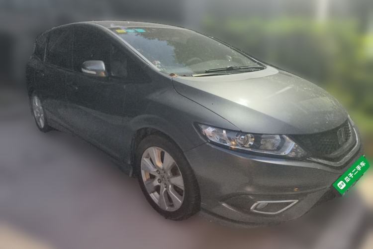 Used Honda Jade 2013 1.8L automatic Comfort version 5 seats Front Right 45 Deg