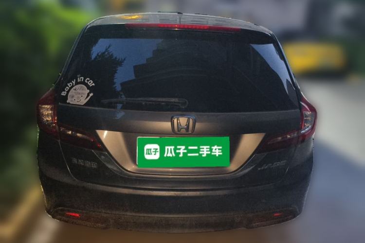Used Honda Jade 2013 1.8L automatic Comfort version 5 seats Rear