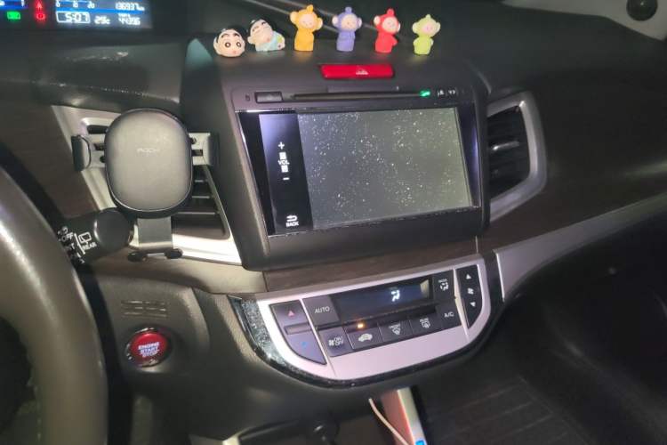 Used Honda Jade 2013 1.8L CVT Luxury Edition 6 seats Audio And AC Panel