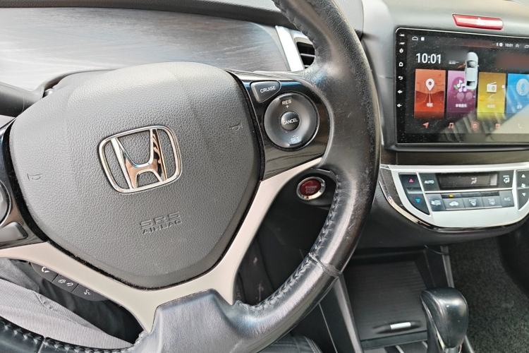 Used Honda Jade 2013 1.8L CVT Luxury Edition 5 seats Center Console