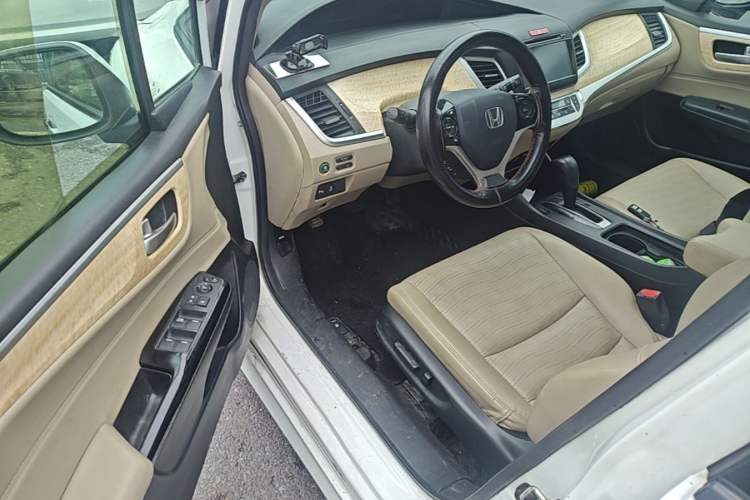 Used Honda Jade 2013 1.8L CVT Luxury Edition 6 seats Driver Seat