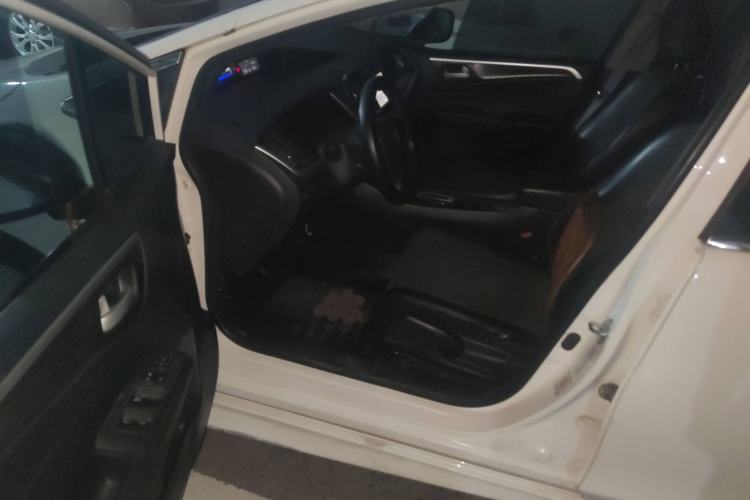 Used Honda Jade 2013 1.8L automatic Comfort version 5 seats Driver Seat