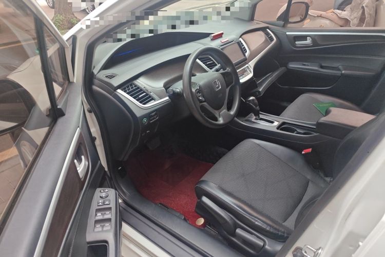 Used Honda Jade 2013 1.8L automatic Comfort version 5 seats Driver Seat