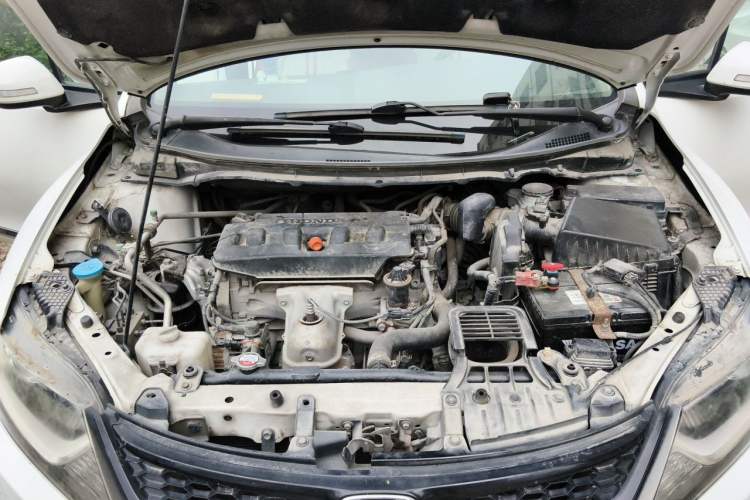 Used Honda Jade 2013 1.8L automatic Comfort version 5 seats Engine Bay