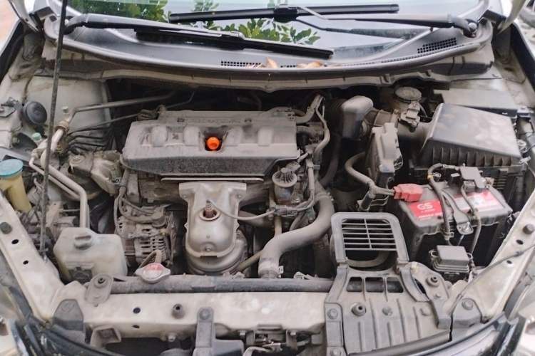 Used Honda Jade 2013 1.8L automatic Comfort version 5 seats Engine Bay