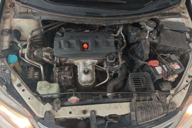 Used Honda Jade 2013 1.8L automatic Comfort version 5 seats Engine Bay