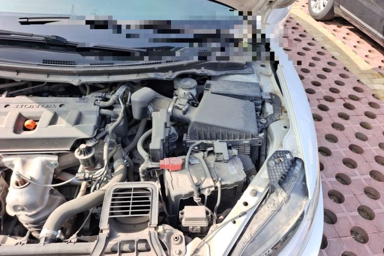 Used Honda Jade 2013 1.8L automatic Comfort version 5 seats Engine Bay Left