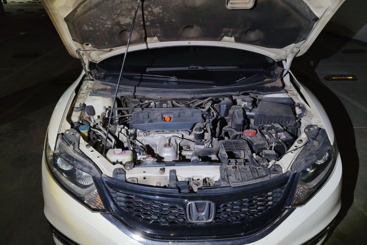Used Honda Jade 2013 1.8L automatic Comfort version 5 seats Engine Bay