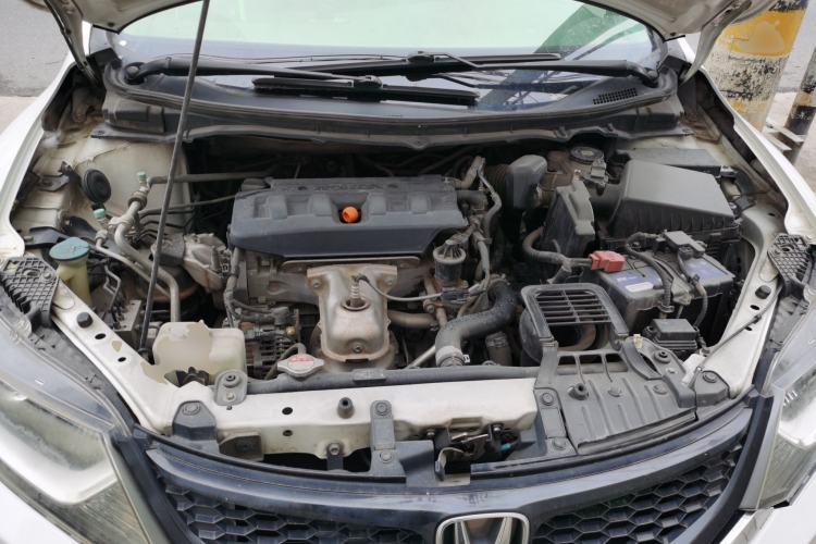 Used Honda Jade 2013 1.8L automatic Comfort version 5 seats Engine Bay
