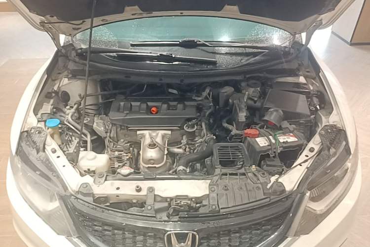 Used Honda Jade 2013 1.8L automatic Comfort version 5 seats Engine Bay