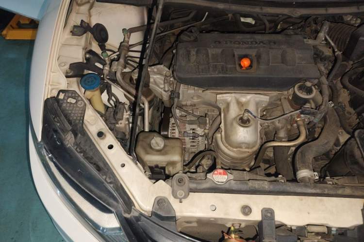 Used Honda Jade 2013 1.8L CVT Luxury Edition 5 seats Engine Bay Right