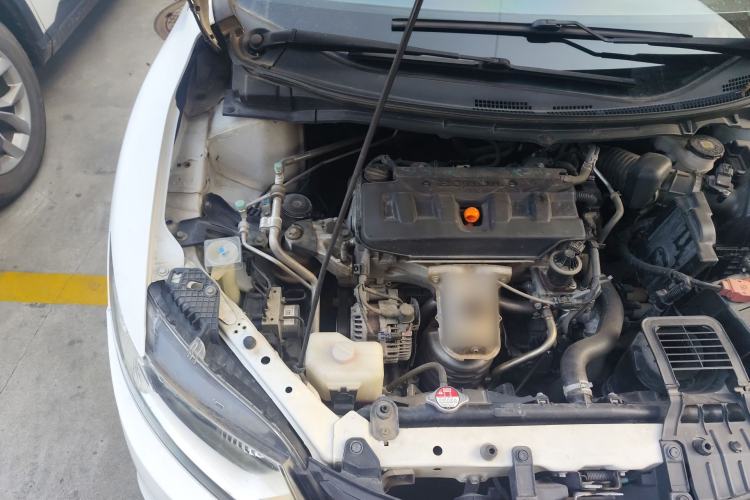 Used Honda Jade 2013 1.8L automatic Comfort version 5 seats Engine Bay Right