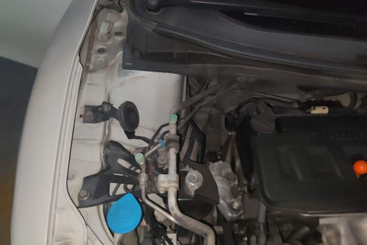 Used Honda Jade 2013 1.8L CVT Luxury Edition 6 seats Engine Bay Right