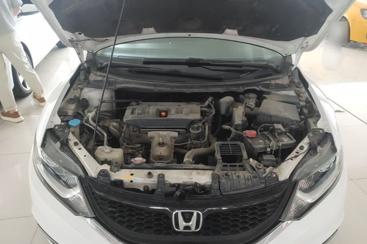 Used Honda Jade 2013 1.8L automatic Comfort version 5 seats Engine Bay