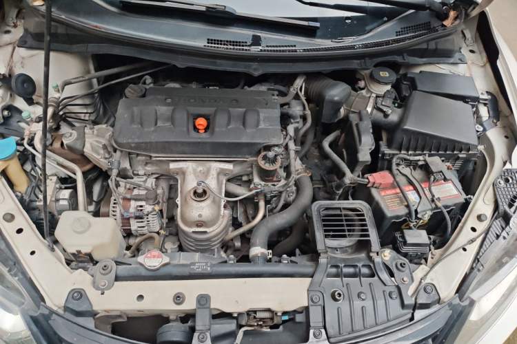 Used Honda Jade 2013 1.8L automatic Comfort version 5 seats Engine Bay