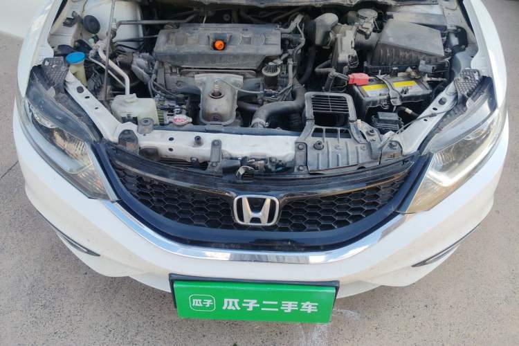 Used Honda Jade 2013 1.8L automatic Comfort version 5 seats Engine Bay