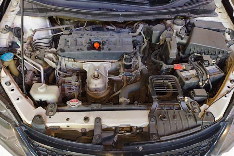 Used Honda Jade 2013 1.8L automatic Comfort version 5 seats Engine Bay