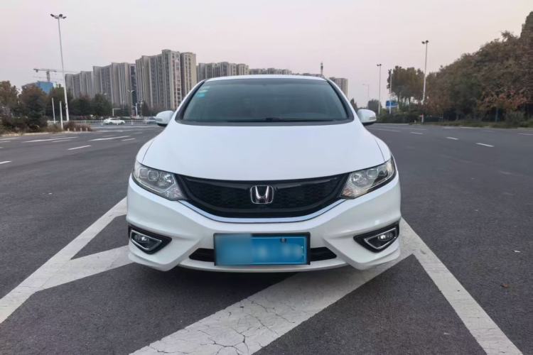 Used Honda Jade 2013 1.8L CVT Luxury Edition 6 seats Exterior 1