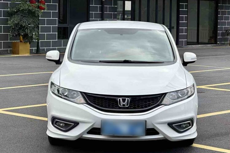 Used Honda Jade 2013 1.8L automatic Comfort version 5 seats Exterior 2