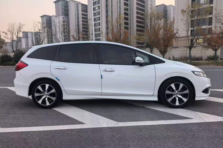 Used Honda Jade 2013 1.8L CVT Luxury Edition 6 seats Exterior 4