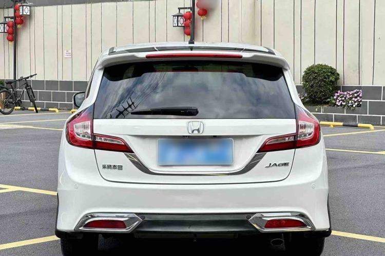 Used Honda Jade 2013 1.8L automatic Comfort version 5 seats Exterior 4