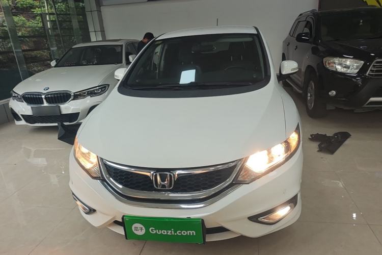 Used Honda Jade 2013 1.8L automatic Comfort version 5 seats Front