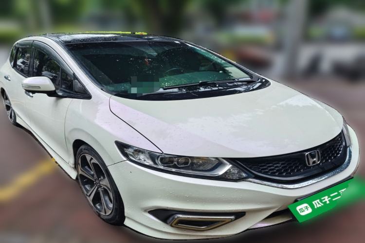 Used Honda Jade 2013 1.8L CVT Luxury Edition 5 seats Front Right 45 Deg