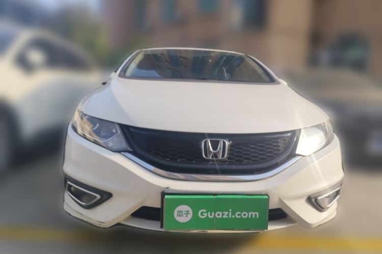 Used Honda Jade 2013 1.8L automatic Comfort version 5 seats Front