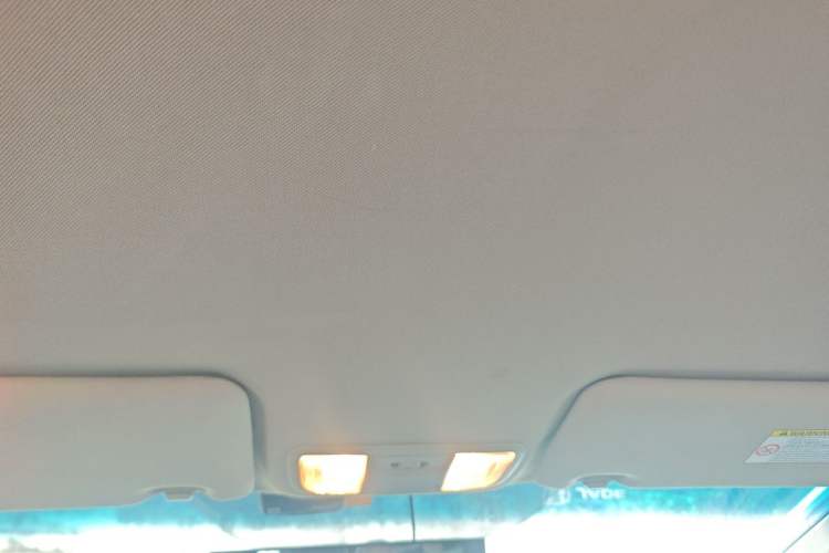 Used Honda Jade 2013 1.8L automatic Comfort version 5 seats Headliner