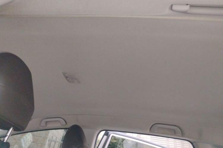 Used Honda Jade 2013 1.8L automatic Comfort version 5 seats Headliner