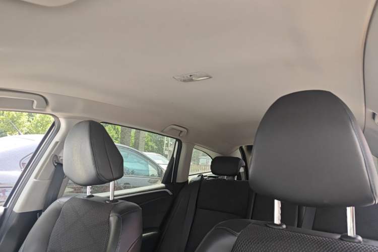 Used Honda Jade 2013 1.8L automatic Comfort version 5 seats Headliner