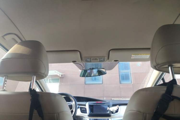 Used Honda Jade 2013 1.8L automatic Comfort version 5 seats Headliner