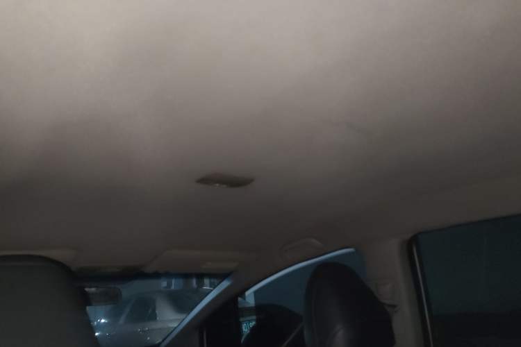 Used Honda Jade 2013 1.8L automatic Comfort version 5 seats Headliner