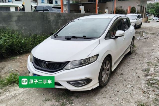 Used Honda Jade 2013 1.8L automatic Comfort version 5 seats
