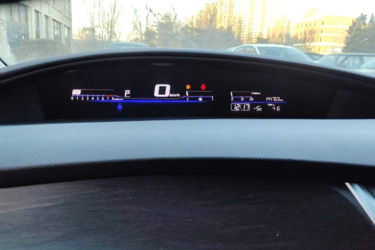 Used Honda Jade 2013 1.8L automatic Comfort version 5 seats Instrument Cluster