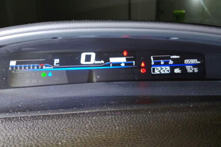 Used Honda Jade 2013 1.8L automatic Comfort version 5 seats Instrument Cluster