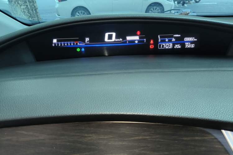 Used Honda Jade 2013 1.8L automatic Comfort version 5 seats Instrument Cluster