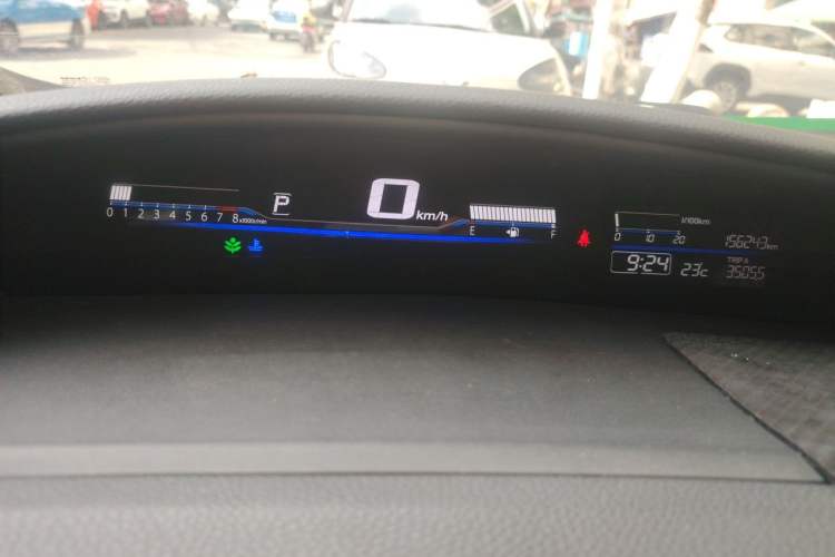 Used Honda Jade 2013 1.8L automatic Comfort version 5 seats Instrument Cluster