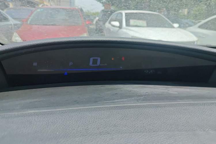 Used Honda Jade 2013 1.8L automatic Comfort version 5 seats Instrument Cluster