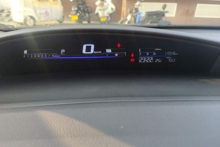 Used Honda Jade 2013 1.8L automatic Comfort version 5 seats Instrument Cluster