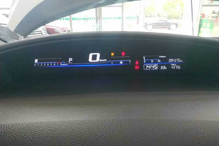 Used Honda Jade 2013 1.8L automatic Comfort version 5 seats Instrument Cluster
