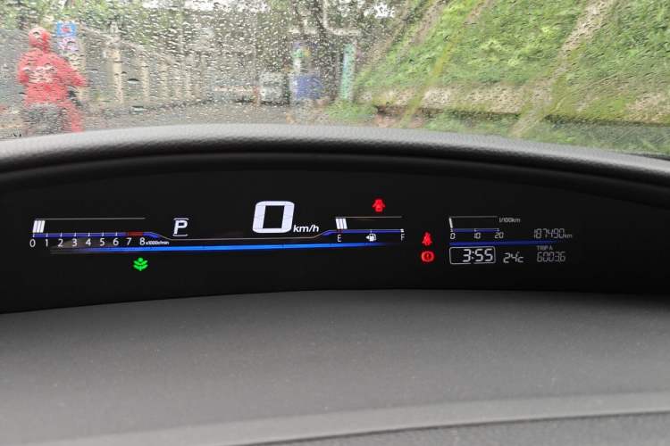 Used Honda Jade 2013 1.8L automatic Comfort version 5 seats Instrument Cluster