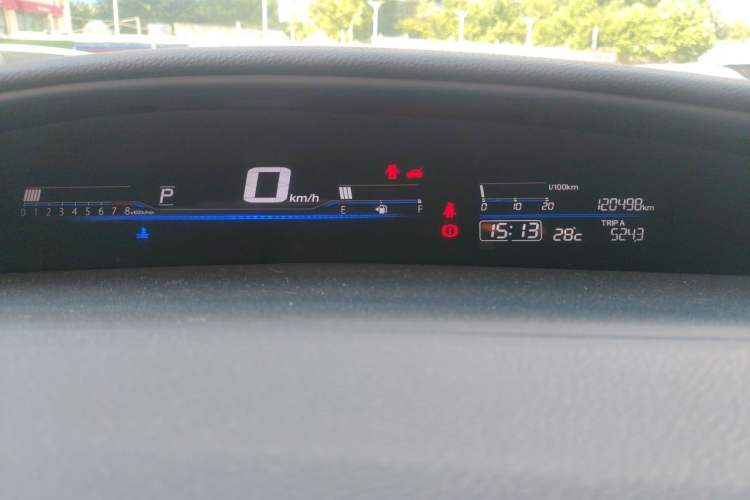 Used Honda Jade 2013 1.8L automatic Comfort version 5 seats Instrument Cluster