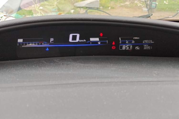 Used Honda Jade 2013 1.8L automatic Comfort version 5 seats Instrument Cluster