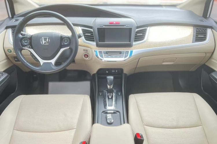 Used Honda Jade 2013 1.8L CVT Luxury Edition 5 seats Interior 1