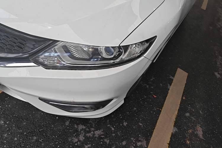 Used Honda Jade 2013 1.8L automatic Comfort version 5 seats Left Front Headlight