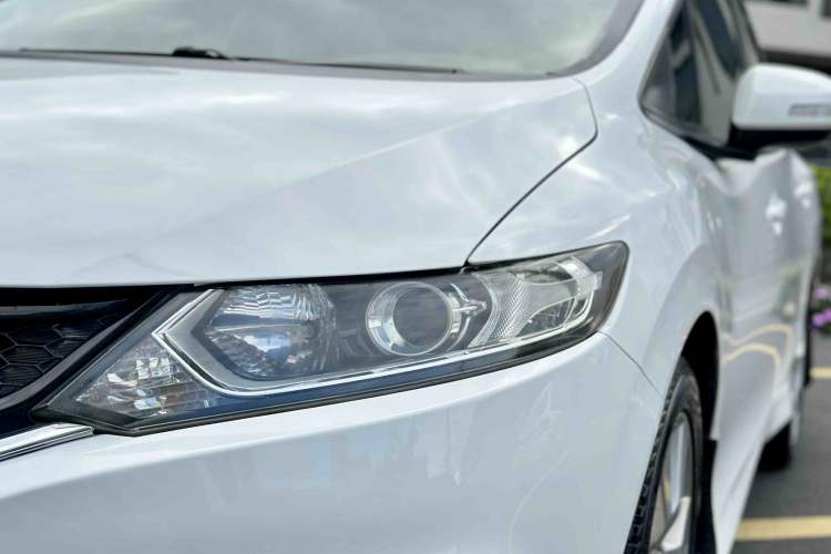 Used Honda Jade 2013 1.8L automatic Comfort version 5 seats Left Front Headlight